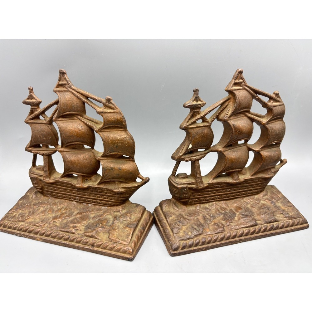 Vtg Cast Iron Sailing Ship Bookends Nautical Maritime USS Constitution‎